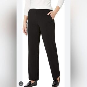 Briggs New York Women's Black Straight Leg Pants